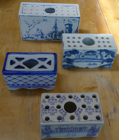 blue and white delft style flower bricks