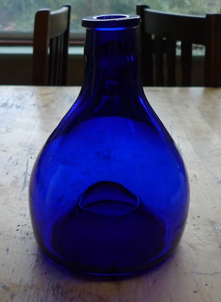 cobalt blue fly or wasp trap